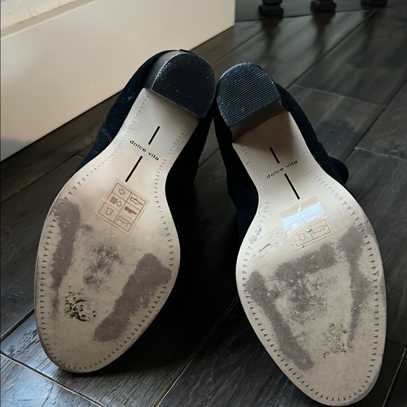 Dolce Vita - Black Suede Ankle Boots - 8.5 - Picture 5 of 6